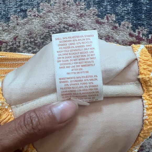 Shade Shore Women's Yellow Striped Two Piece High Waisted Bottom Swimsuit Large - Picture 4 of 4